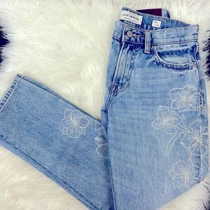 Lucky Brand | Sienna slim boyfriend floral embroidered blue jeans size 24